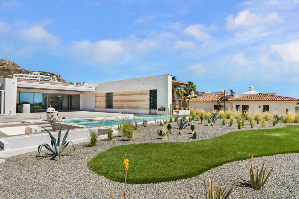 Puerto Los Cabos Fundadores Villa Maralta 62 offers contemporary coastal living in Puerto Los Cabos.This newly built 5-bedroom residence is designed around seamless indoor-outdoor flow, with main living areas opening toward the terrace, pool, and ocean – 62 Villa Maralta, San Jose del Cabo, BS