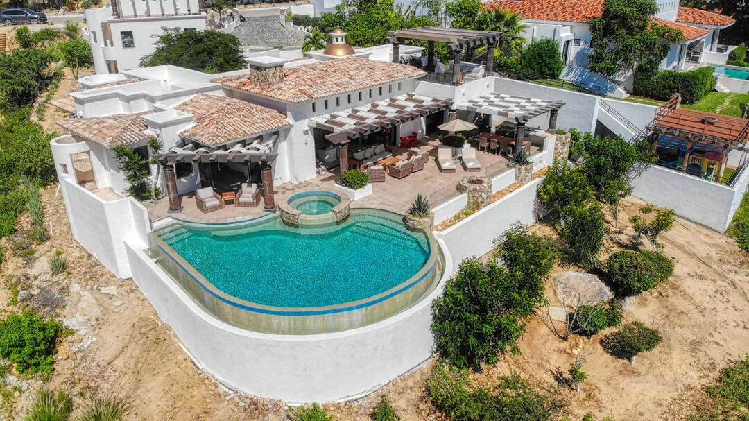 Puerto Los Cabos La Noria Casa Lau'ren offers contemporary luxury with 4 bedrooms plus a private casita. Overlooking the Jack Nicklaus Signature Golf Course, this elegant home features ocean for sale